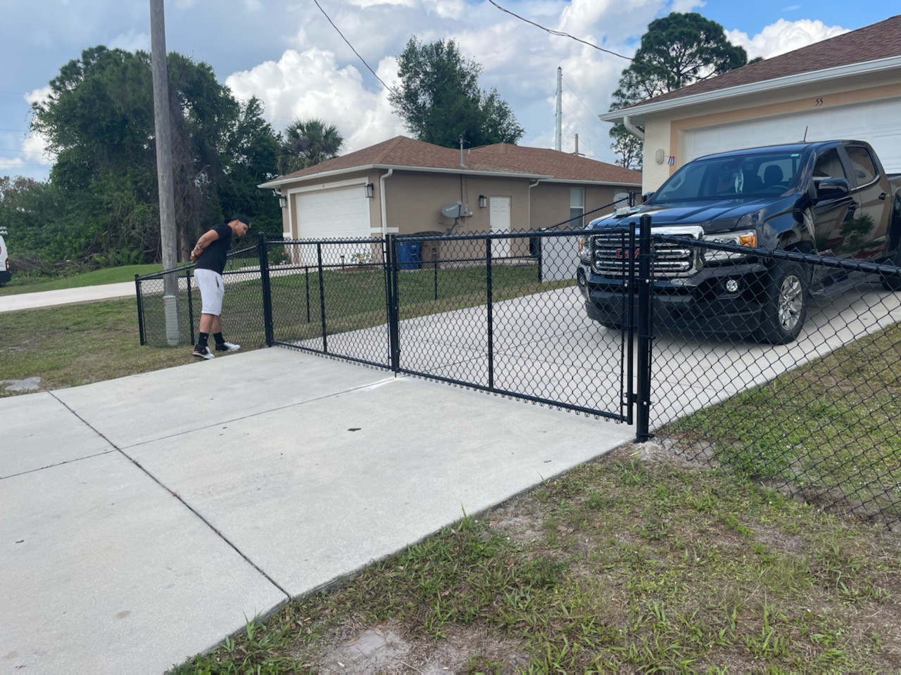 Dolphin Fence Corp Your Best Choice For Metal Fence Solutions Dolphin Fence Corp 1993